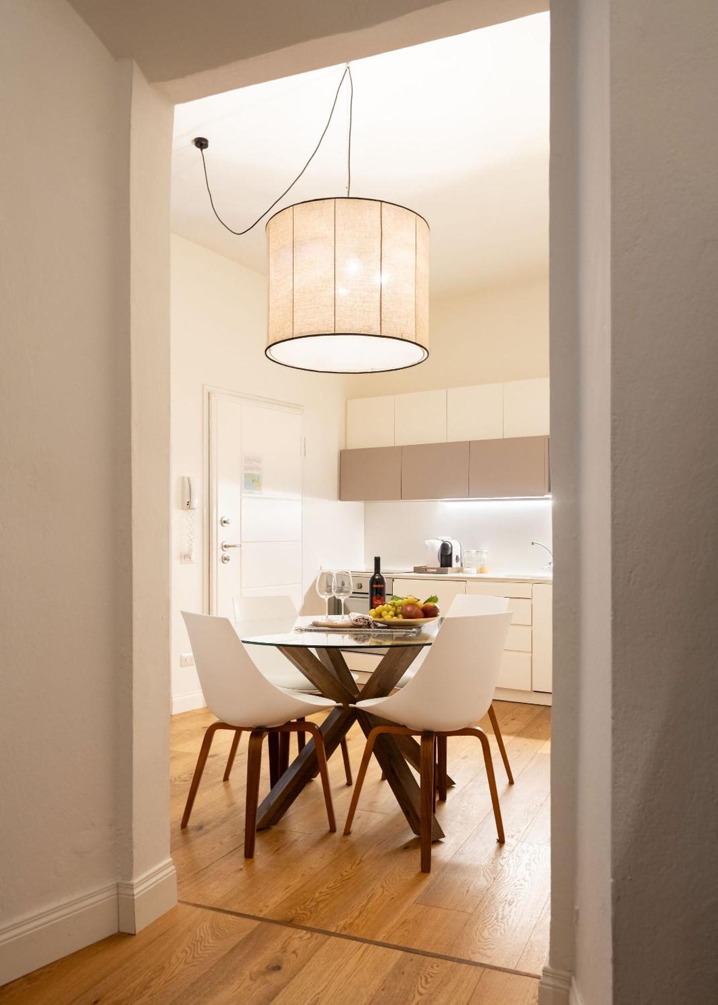 Tb-One Bedroom Luxury Apartment In The Fashion District ฟลอเรนซ์ ภายนอก รูปภาพ