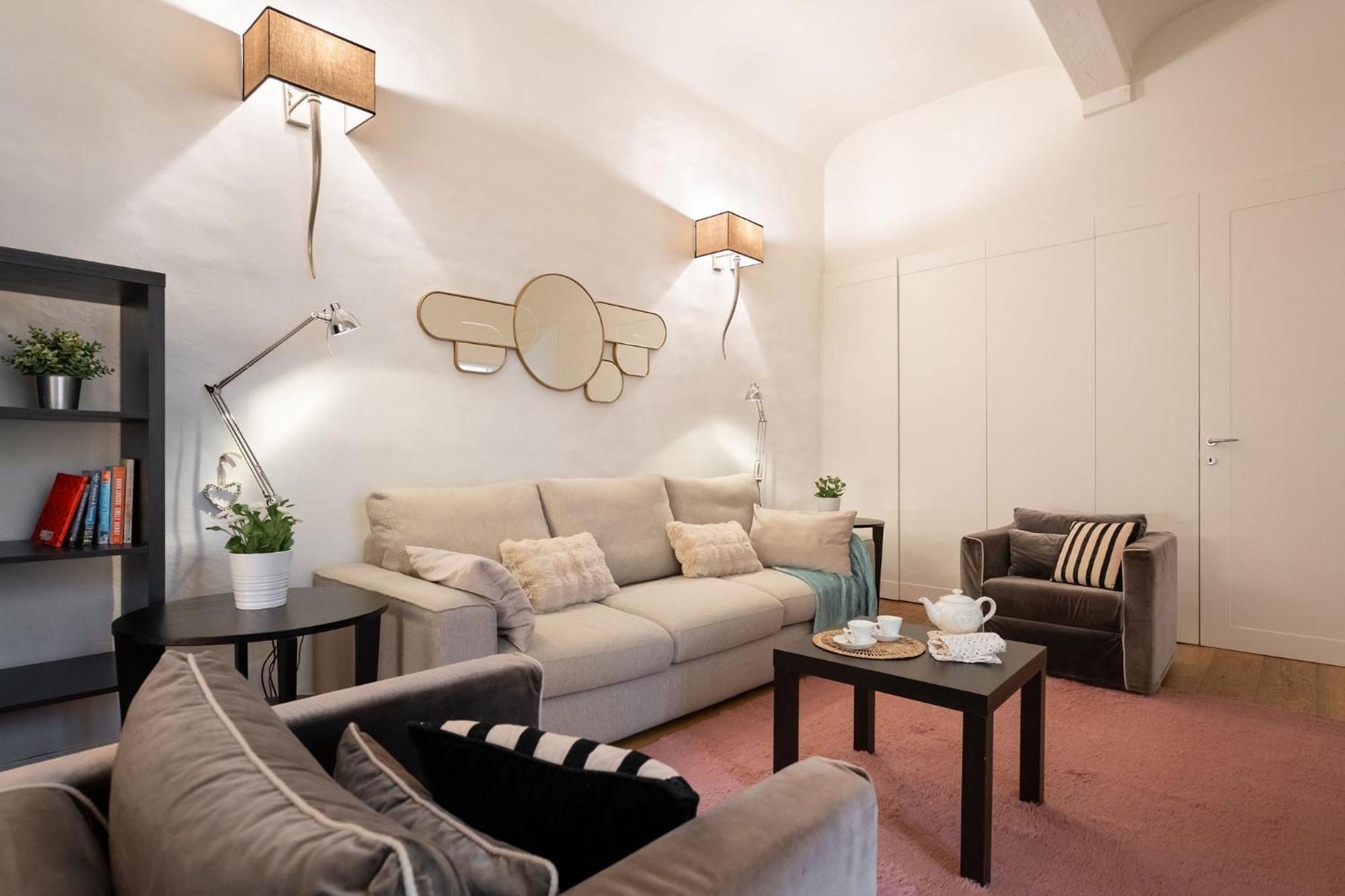 Tb-One Bedroom Luxury Apartment In The Fashion District ฟลอเรนซ์ ภายนอก รูปภาพ