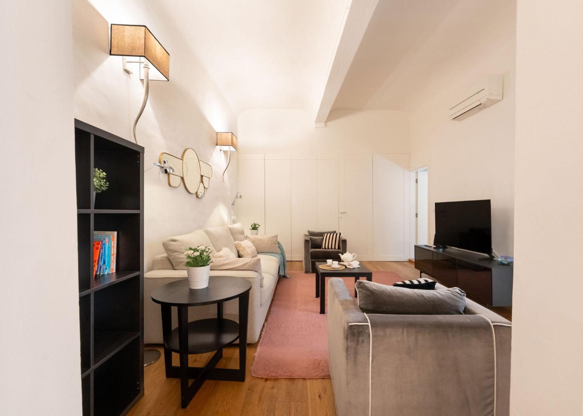Tb-One Bedroom Luxury Apartment In The Fashion District ฟลอเรนซ์ ภายนอก รูปภาพ